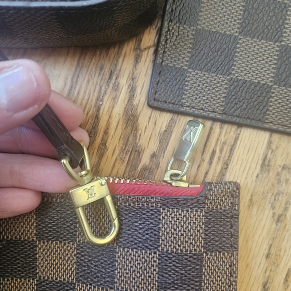 Checkered Brown Designer Handbag Set - Picture 13 of 13